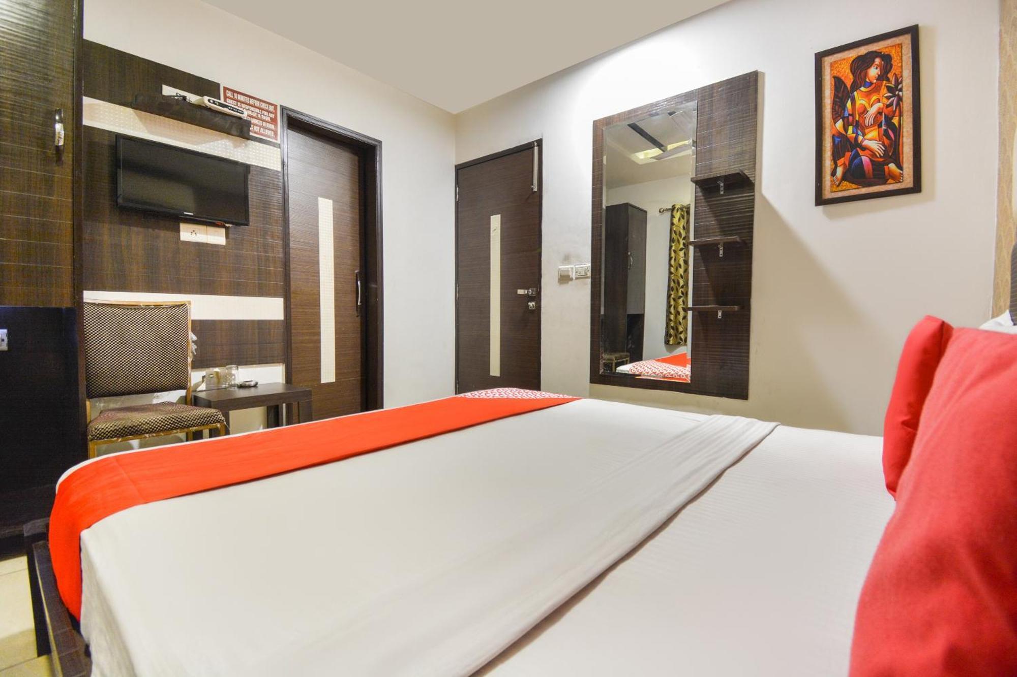 Hotel O Lexis Ludhiana Extérieur photo