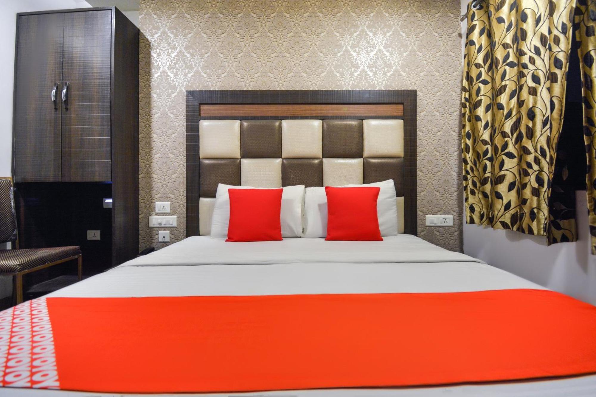 Hotel O Lexis Ludhiana Extérieur photo